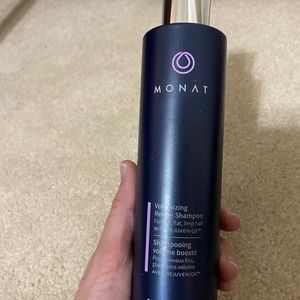 NEW Monat Volumizing Revive Shampoo